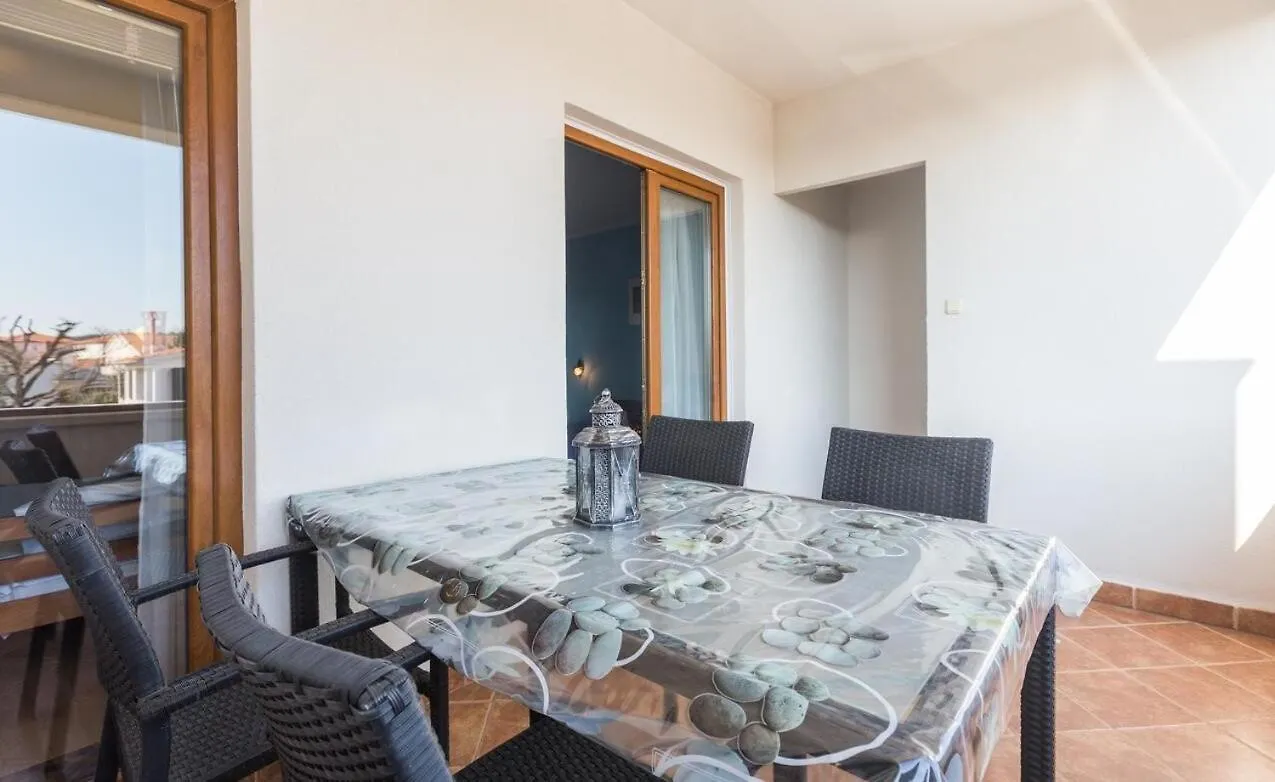 Spacious New App For 5 Persons, Close Beach&City Poreč 0*,
