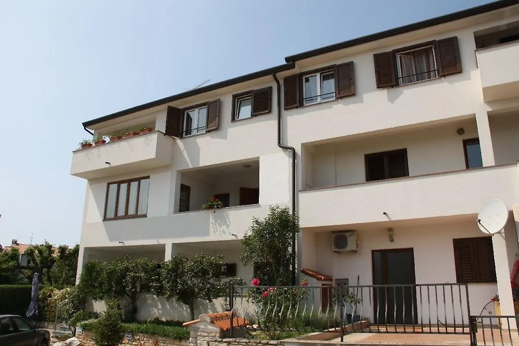 Apartamento Spacious New App For 5 Persons, Close Beach&City Poreč